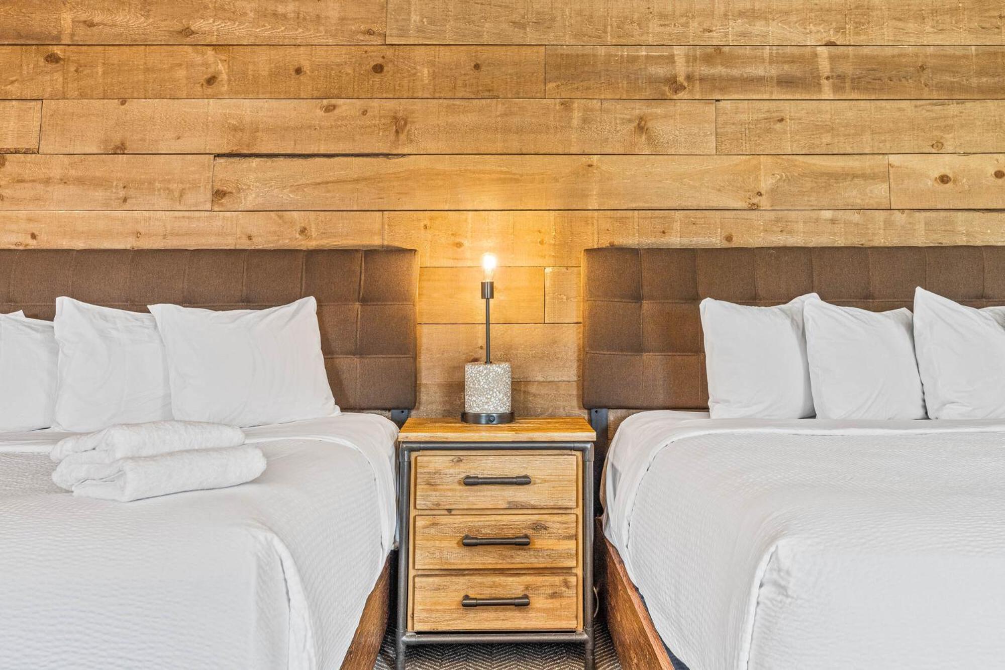 Basecamp Lodge Canmore Kültér fotó